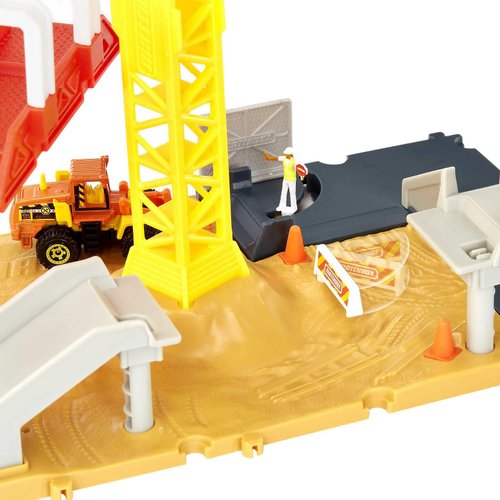Matchbox Action Drivers Construction Playset, Moving Crane, Car-Activated Features, Includes 1 Matchbox Toy Bulldozer, for Kids 3 Years Old & Older