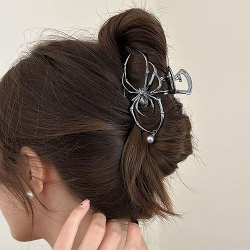 Halloween Spider Hair Clips Black Metal Hair Claw Clips Exquisite Black Spider Hair Jaw Clips with Rhinestones Pearls Design Strong Hold Nonslip Alloy Hair Claw Clip Halloween Hair Accessories 1PCS