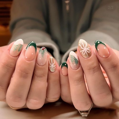 Christmas Press on Nails Short Almond OFDNE French Tip Fake Nails Winter False Nails with Designs Green & White Bow Christmas Tree Glossy Glue on Nails Xmas Acrylic Nails for Women Girls 24 Pcs