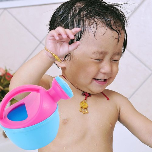 Toddmomy 2Pcs Kids Watering Can Bath Water Can Plastic Watering Can Kids Bath Toys Beach Toys Play Sand Toys for Toddlers Kids