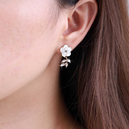 Sttiafay Vintage Crystal Flower Earrings Rhinestone Leaf Drop Earrings White Camellia Stud Earring Gold Cz Flower Bridal Earrings Jewelry for Women