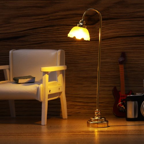 TOYANDONA 2Pcs Miniature Dollhouse Lamp, 1/12 Scale Mini Desk Lamp LED Light Furniture Dollhouse Lighting Ornament, Battery Operated, Miniature Dollhouse Lamps Led