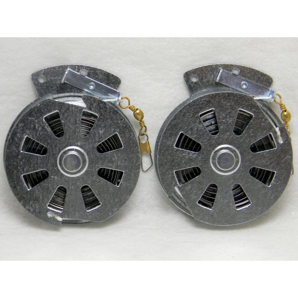 2 Mechanical Fisher's Yo Yo Fishing Reels -Package of 2 YoYos- Yoyo Fish Trap