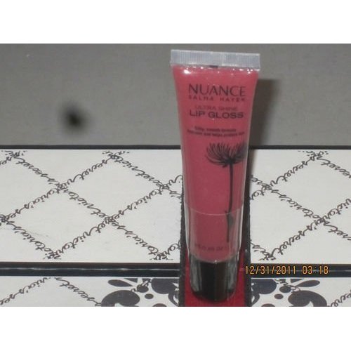 NUANCESALMA HAYEK ULTRA SHINE LIP GLOSS#130 BERRY by Nuance by Nuance