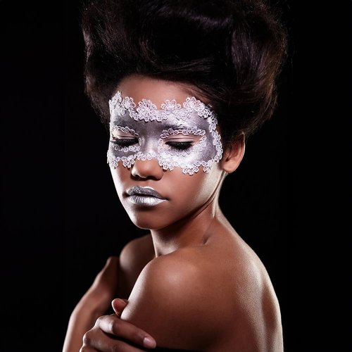 Silver Body Paint for Halloween - 3.4 oz. (1 Pc.) - Vibrant & Easy-to-Apply Costume Makeup, Perfect for Props and Parties
