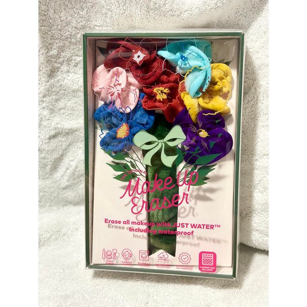 7 Day Bouquet, with Pro Eraser and Laundry Bag - Effortlessly Remove All Makeup Using Only Water, Including Waterproof Mascara, Eyeliner, Foundation, Lipstick, and More
