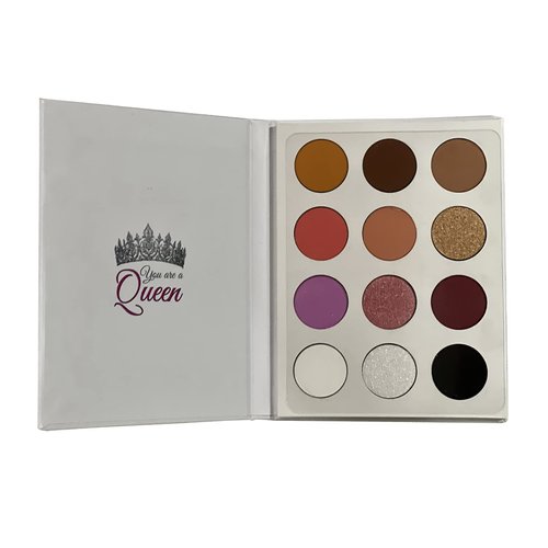 Beautiful By Pinky Prismatic's Eyeshadow Palette has 12 Matte & Shimmer shades, highly pigmented and 100% cruelty-free. Professional makeup that lasts all day, perfect made with natural ingredients