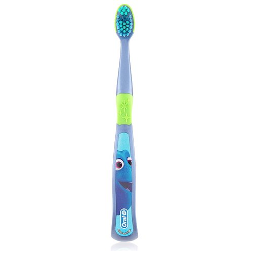 Oral-B Battery Powered Kids Manual Toothbrush, Finding Dory Characters, for Children and Toddlers 3+, Extra Soft Bristles - Pack of 6 (Characters and Colors Vary)