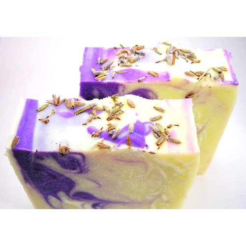 Chubby Chico Charms - All Natural Bath Set - Body Bar, Bath Bomb & Body Butter (Lavender)