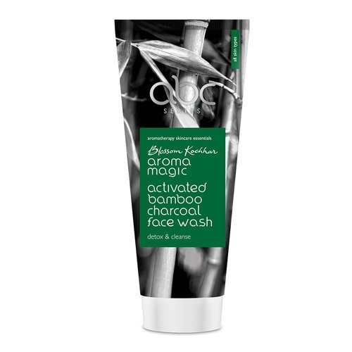 Aroma Magic Activated Charcoal Face Wash | Gently Cleanses Excess Oil &amp; Dirt | Helps Tighten Pore...