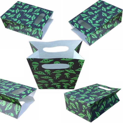 20pcs Cute Alien Party Bags UFO Goodie Treat Gift Paper Bags Birthday Party Bags Party Favor Bags for Kids Alien Fans Outer Space Themed Birthday Baby Shower 1st Birthday Party Decorations Supplies