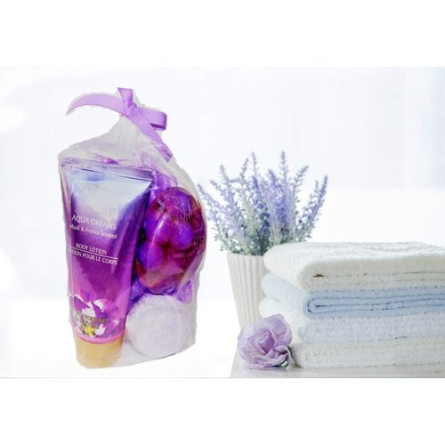 Bath Gift Set | Glycerin bar soap, Body Lotion mild Scented and mesh sponge. Perfect for Bubble & Spa Bath. Mothers day Gifts idea For Her/Him, wife, girlfriend. (Blueberry/Purple)