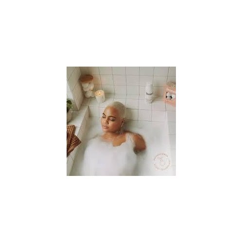 Being Frenshe Renewing and Hydrating Body Wash with Niacinamide - Fresh Cashmere Vanilla - 14 fl oz