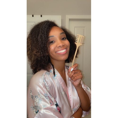 GranNaturals Edge Control Comb - 2-in-1 Grooming Accessory with Long Natural Soft Pear Wooden Handle - Double-Sided Fine Tooth Styling Brush for Baby Hairs, Hairline - Wide Tooth Detangling Styler