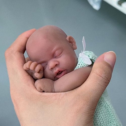 Mire & Mire 7" Boy Reborn Baby Dolls Silicone Full Body Soft Mini Realistic Newborn Baby Dolls Real Life Tiny Baby Doll with Feeding Accessories（Green）