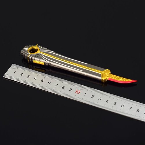 Superbuybox Apex Loba Heirloom Metal Fan Garra de Alanza Metal Action Figures Desk Motion Toys Collection Decoration Backpack Pendant Gift Folded