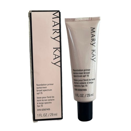 Mary Kay Foundation Primer Sunscreen Broad Spectrum SPF 15 1 fl. oz. / 29 ml