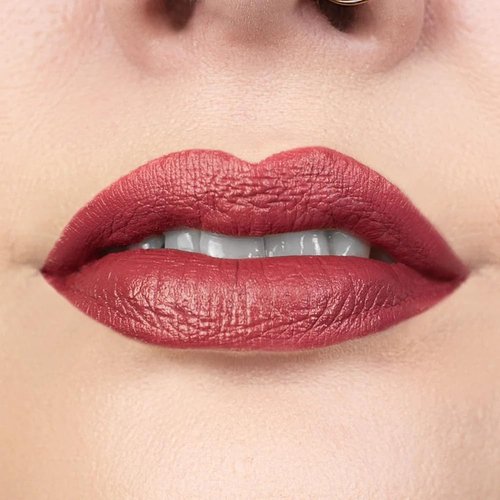 PRADOS BEAUTY Taos Satin to Matte Lipstick